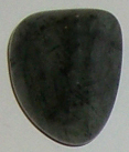 Aktinolith TS 1 ca. 1,9 cm breit x 2,3 cm hoch x 1,6 cm dick (10,4 gr.)