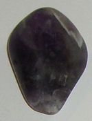 Amethyst Chevron TS 1 ca. 2,2 cm breit x 2,9 cm hoch x 1,5 cm dick (10,0 gr.)