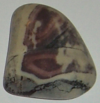 Tiffany Stone TS 06 ca. 2,3 cm breit x 2,6 cm hoch x 0,8 cm dick (7,7 gr.)