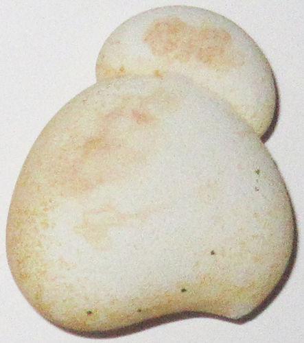 Menalit Flint-Opal TS 2 ca. 3,2 cm breit x 3,6 cm hoch x 1,4 cm dick (16,0 gr.)