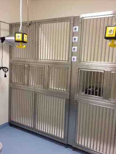 VET-Stationsboxenkombination 3 Etagen (1 x XL, 3 x S, 2 x M Boxen)