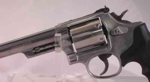 S&W Revolver 66