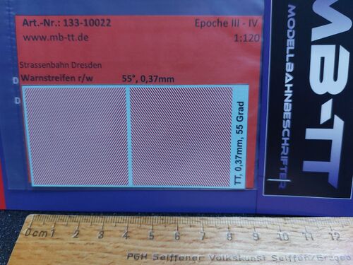 Zubehördecal, Warnstreifen r/w, 55°, 0,37mm, UV-Technik, III-IV, TT