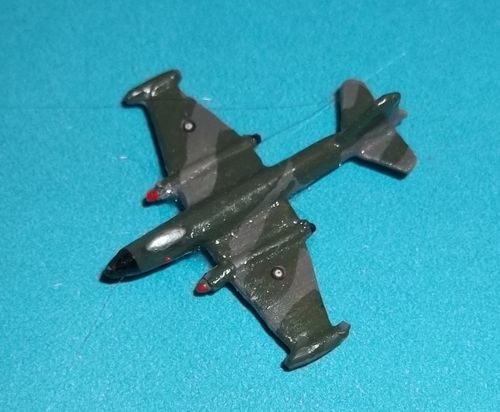 1/700th Scale Canberra Fighter Jet