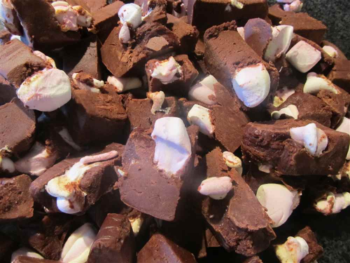Chocolate & Marshmallow Fudge