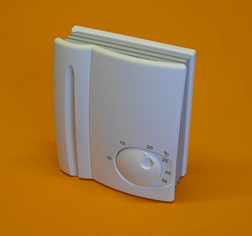 ELECTRONIC ROOM THERMOSTAT 16AMP 240v