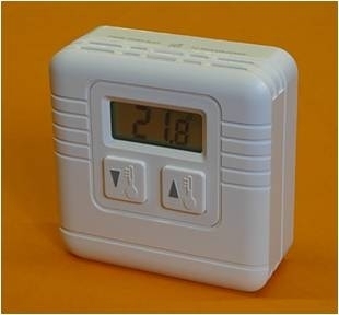 SIMPLE TO OPERATE DIGITAL ROOM THERMOSTAT 240V