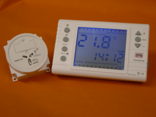 Digital Large Back-Light Screen Programmable RF868MHz Wirelss Room Thermostat with RF Timer Module Receiver