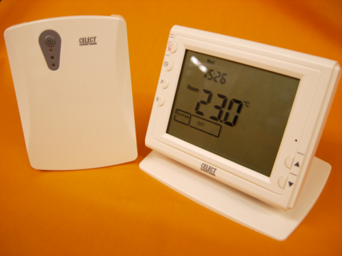 Celect Wireless RF 868MHz Large Screen VF Room Thermostat With Stand