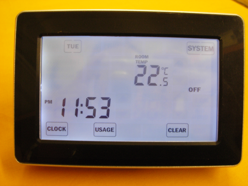 TOUCH SCREEN PROGRAMMABLE ROOM THERMOSTAT (BLACK)