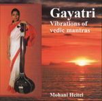 Gayatri Mantra gesungen von Mohani Heitel