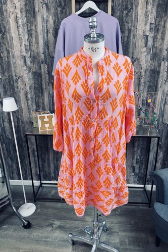 Kleid gemustert in Orange-Rosa