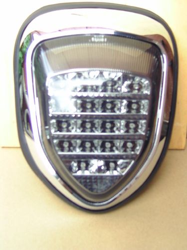Feu arriére Led G/D Rewaco ST. Pour aile pneu 255.