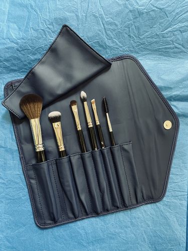 6- teiliges Kosmetikpinsel-Set in blauer Tasche
