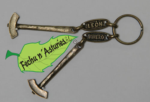Llavero mazo con calabrote "LEÓN MINERO" acabado en latón envejecido y embolsado en plástico.