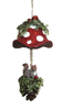 Twiggy Knoll: Mushroom Dangle Orn mit Eichhörnchen