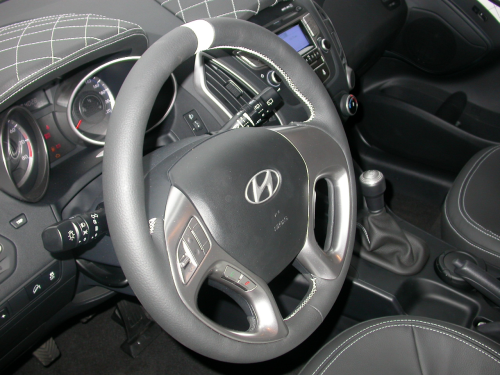 Hyundai Lenkrad mit Leder beziehen