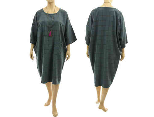 Great wide shaped dress, checkered wool in blue-teal L-XXXL