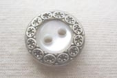 Natural effect button, metal ring