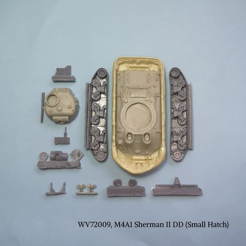 WV72009, 1/72nd scale M4A1 Sherman II DD (small hatch)