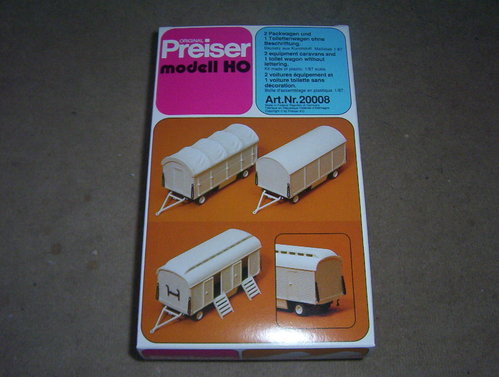 2 Packwagen+Toilettenwagen