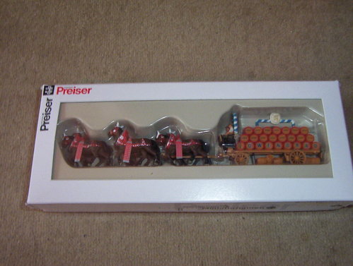 Preiser Brauereiwagen Löwenbräu